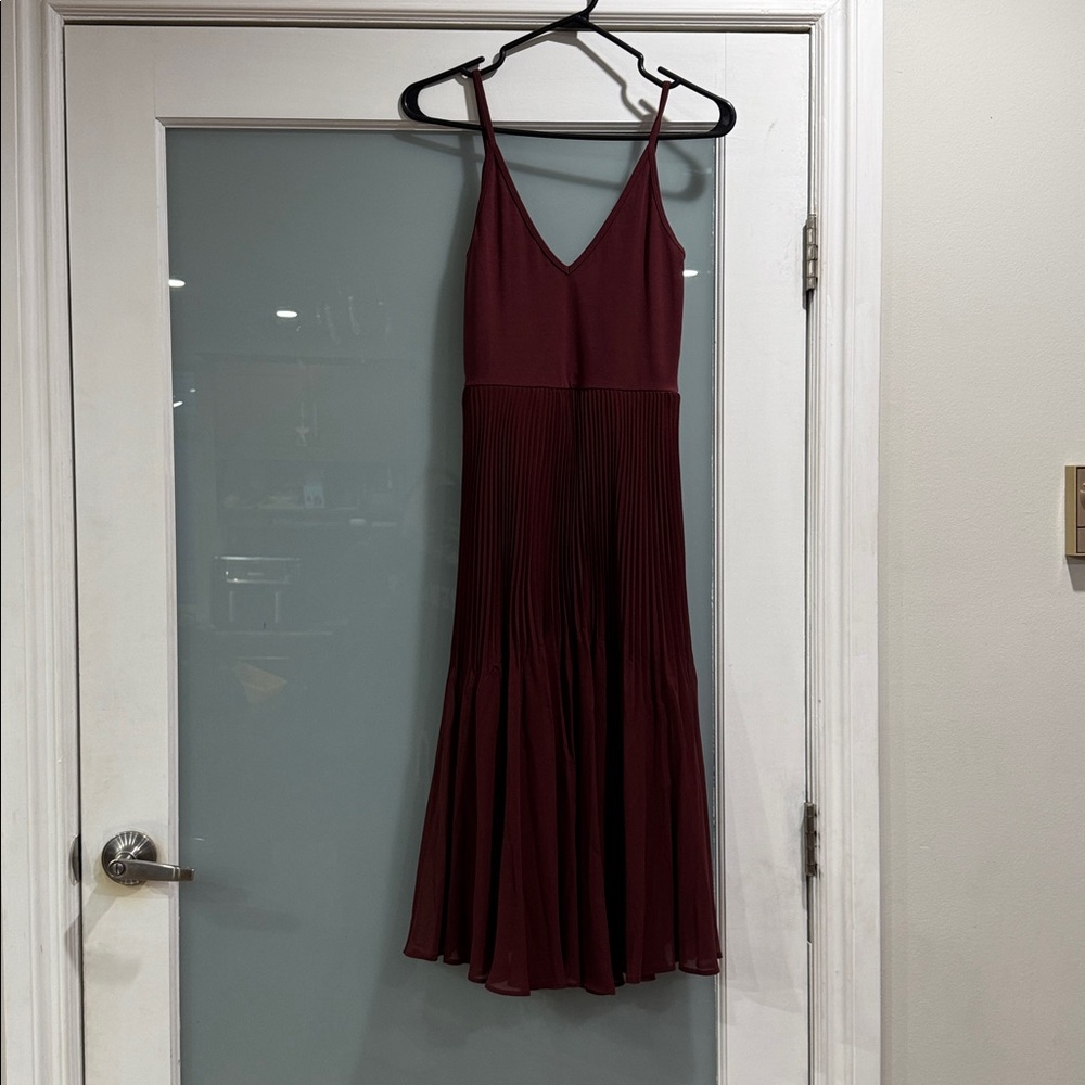 Aritzia Wilfred Daphnee Dress in Red Rust